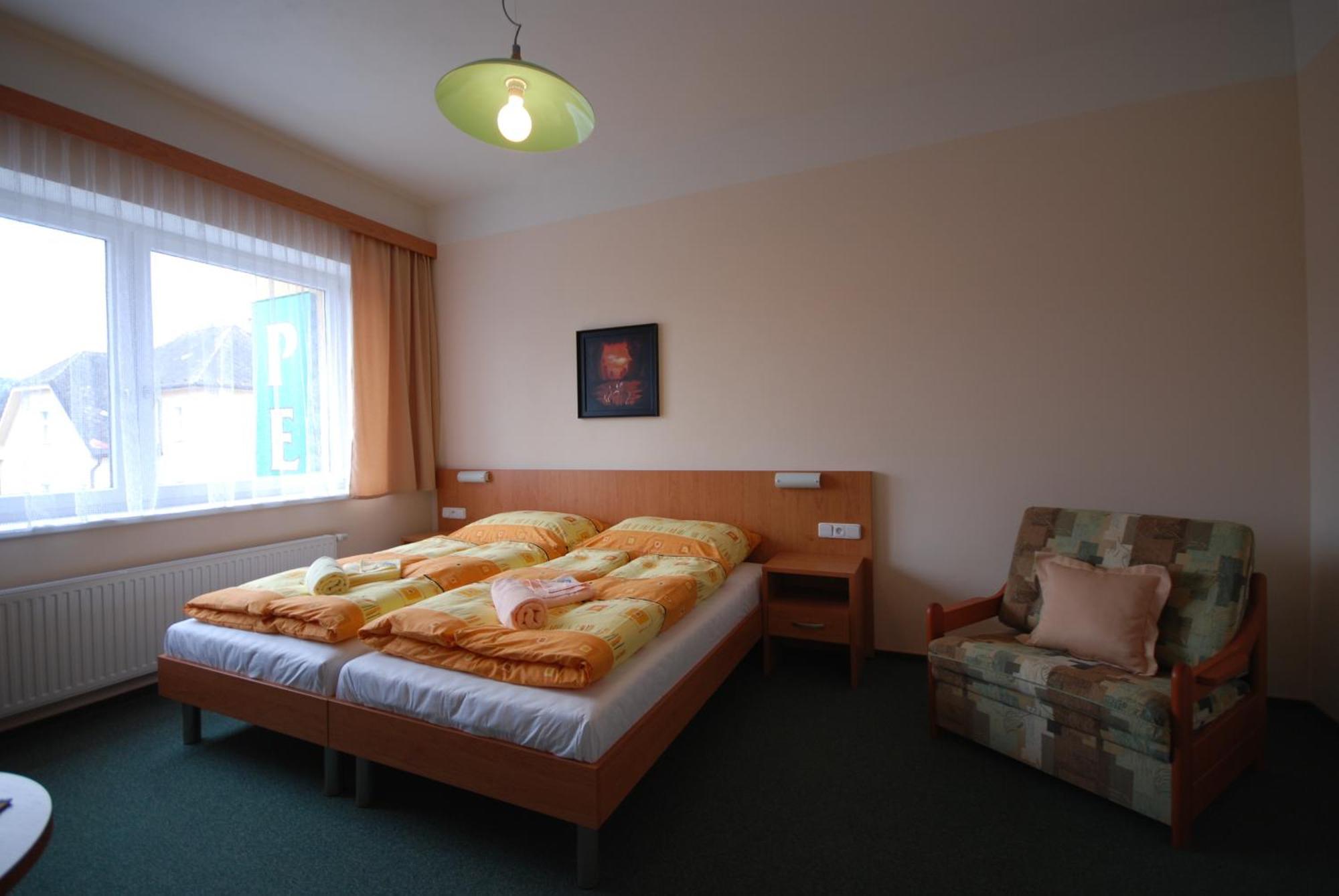 Penzion Růže Humpolec Esterno foto